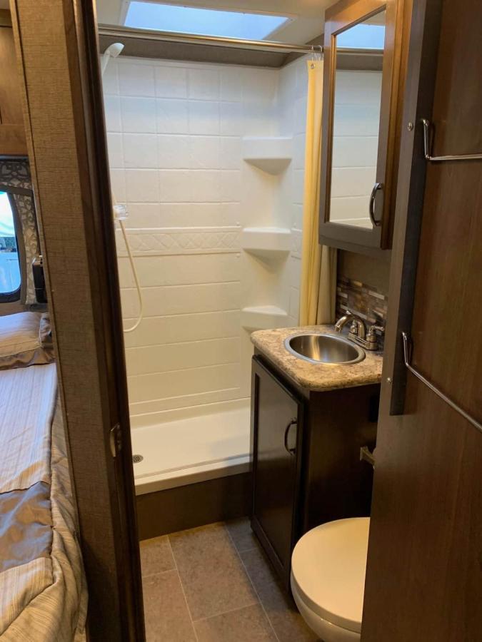 Aj-Xl Rv Rental ロサンゼルス エクステリア 写真