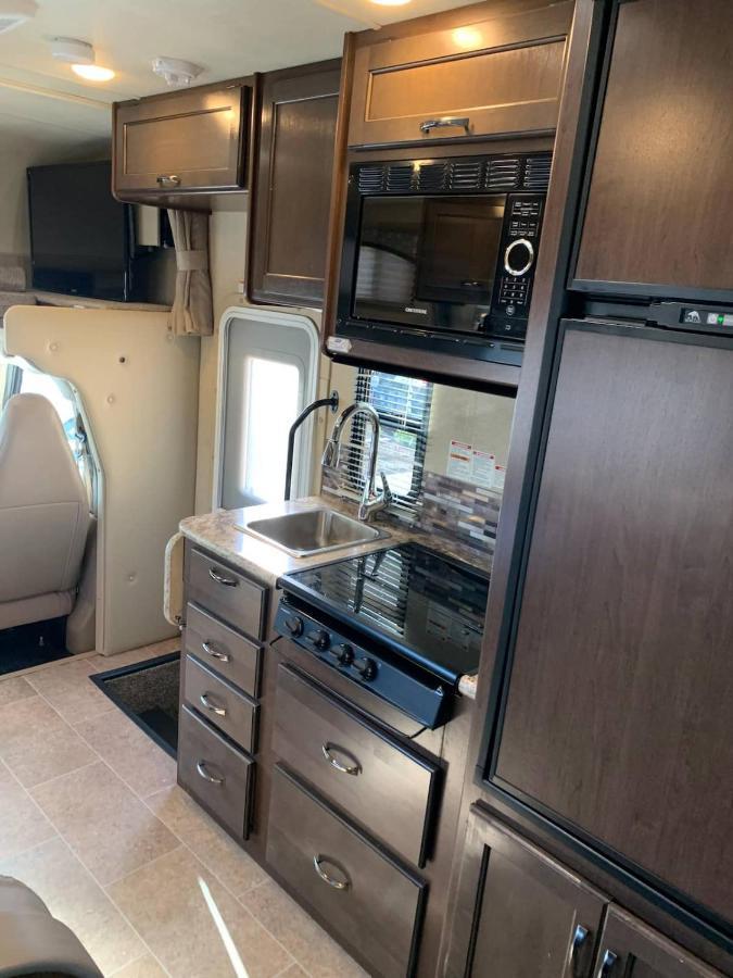 Aj-Xl Rv Rental ロサンゼルス エクステリア 写真